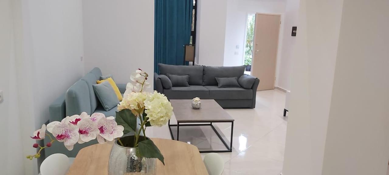 Apartament Me Qera Dublex Lungomare Vlorë Eksteriør bilde